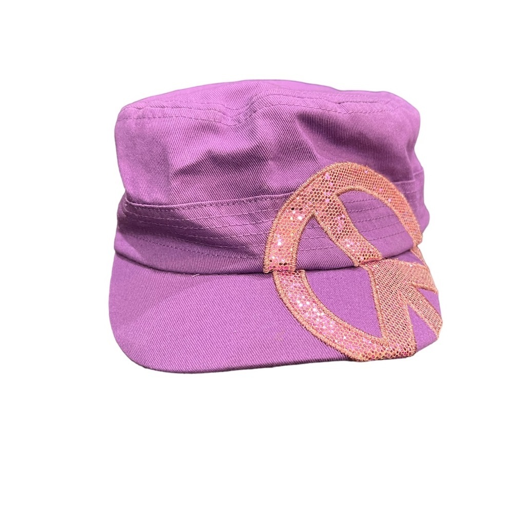 Children’s Place, girls purple fitted hat, pink sequin peace sign, size 3-4T.​​